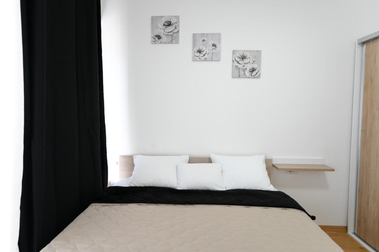 Porta Apartment Skopje Bagian luar foto